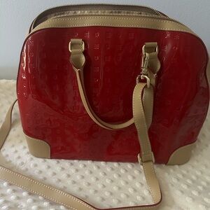 ARCADIA Made In Italy Patent Leather Dome Zip Zip Satchel Vacchetta Detail Red
